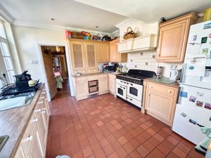 Photo 9- click for photo gallery